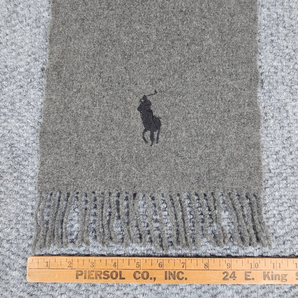 Vintage Polo Ralph Lauren Gray LambsWool Scarf Polo Player Logo Fringe - Picture 2 of 5